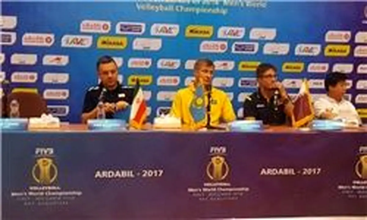 قزاقستانیها به نشست خبری نیامدند