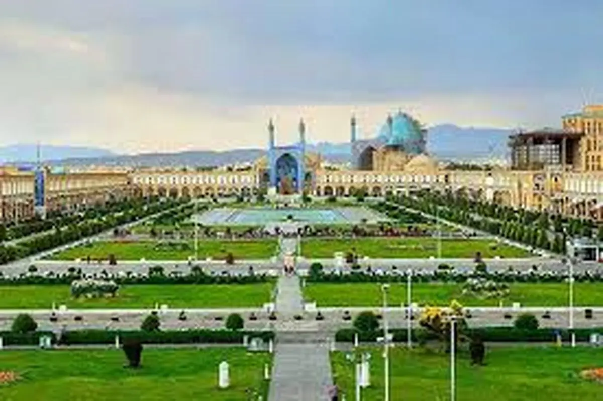 نمایی زیبا و کمتر دیده شده از میدان نقش جهان/ عکس