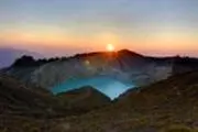 10 دریاچه رنگی جهان + عکس