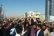 پیکر مطهر شهید محمدقاسم نظری وارد کرمان شد + عکس
