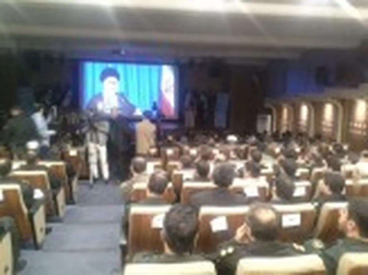 برگزاری نشست صمیمی فرماندهان سپاه و ناجا