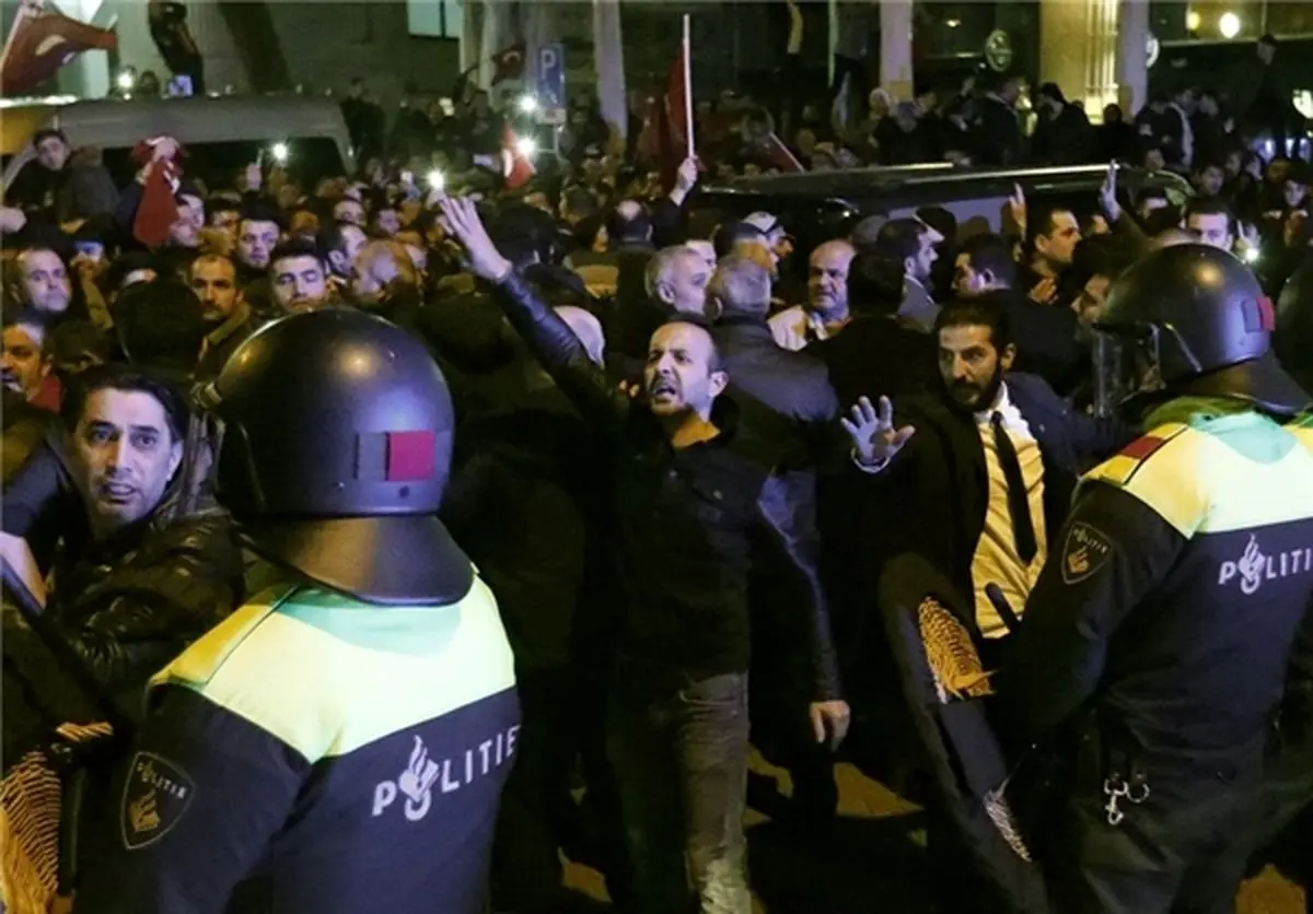 واکنش هلند به تشدید تنش میان آمستردام و آنکارا