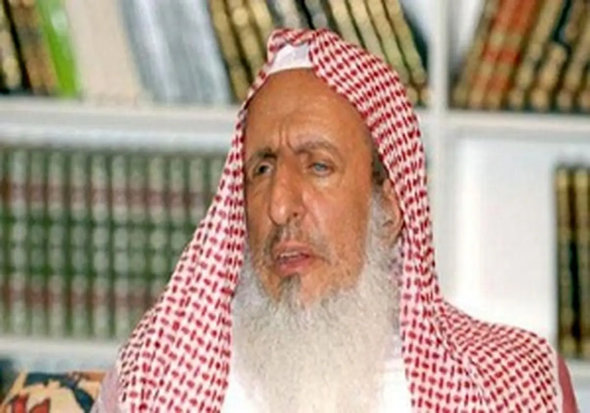 ادعای جاهلانه مفتی سعودی/ایرانی ها حجرالاسود را دزدیدند!