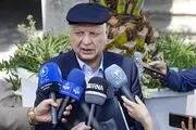 جلوی هرکسی بخواهد دولت را دچار بی‌نظمی کند محکم ایستاده‌ایم