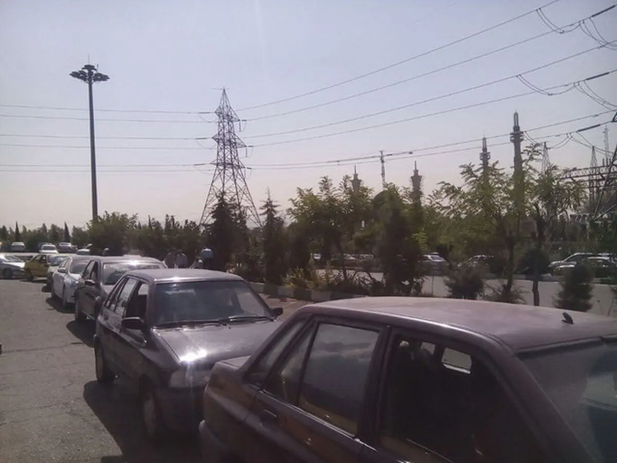 صف های طولانی مراکز معاینه خودرو
