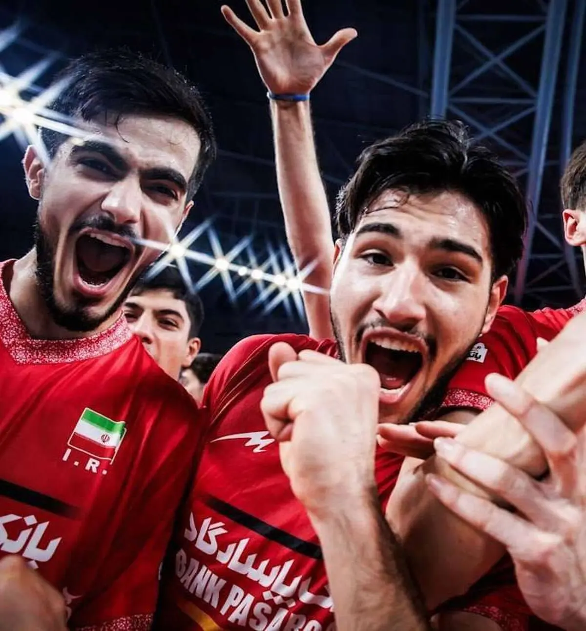 فوری/  والیبال ایران قهرمان جهان شد 