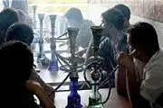 قلیانها همچنان جولان می‌دهند