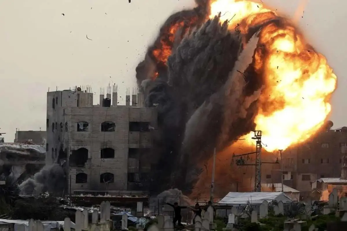 حمله هوایی اسرائیل به ساختمان مسکونی