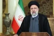 آیت‌الله رئیسی بازوبند پهلوانی را بر بازوی چه کسی بست؟+عکس