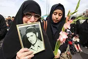 اینقدر هرروز نرو و بیا، خبری شد خودمان تماس میگیریم