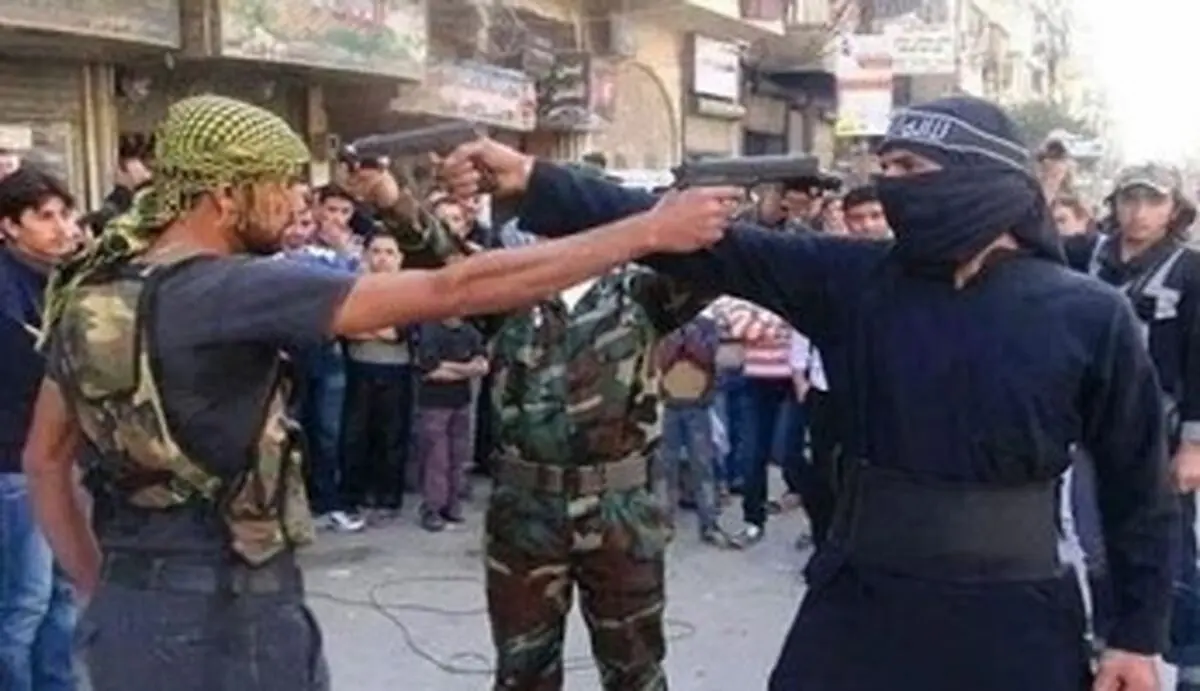تروریستها به جان یکدیگر افتادند