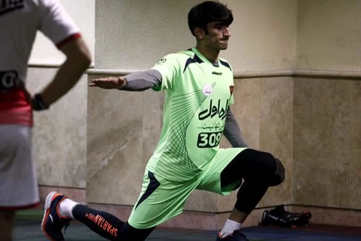 دروازه بان پرسپولیس: مقصر پخش عکسهایم استقلالی ها هستند