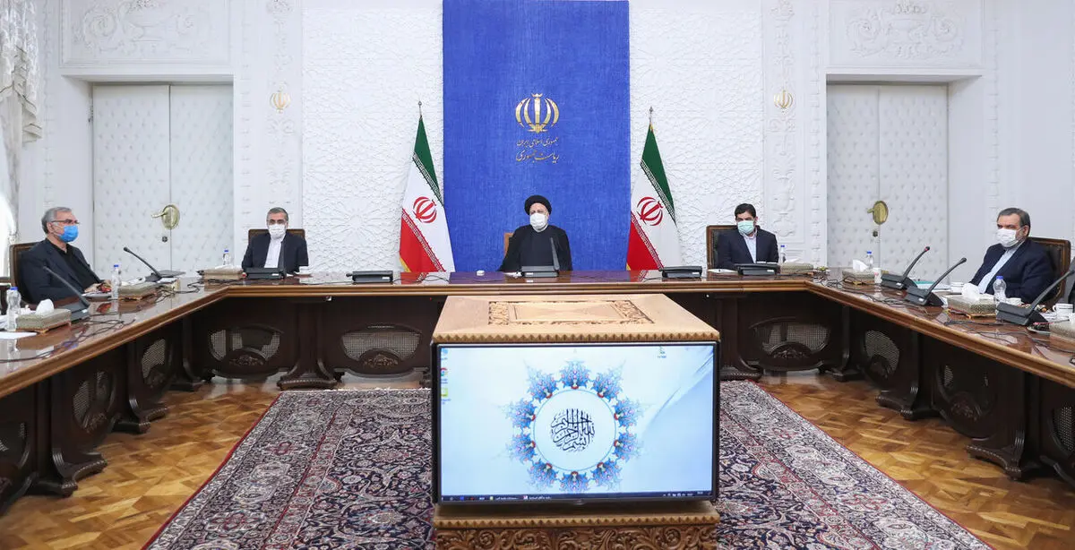 دستور رئیسی برای اجرای آزمایشی مدیریت هوشمند شیوه‌نامه‌های بهداشتی