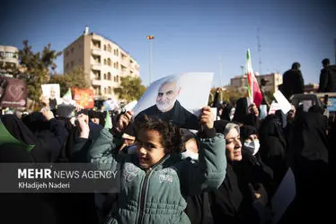 تشییع پیکر ۳ شهید مدافع امنیت در اصفهان/گزارش تصویری