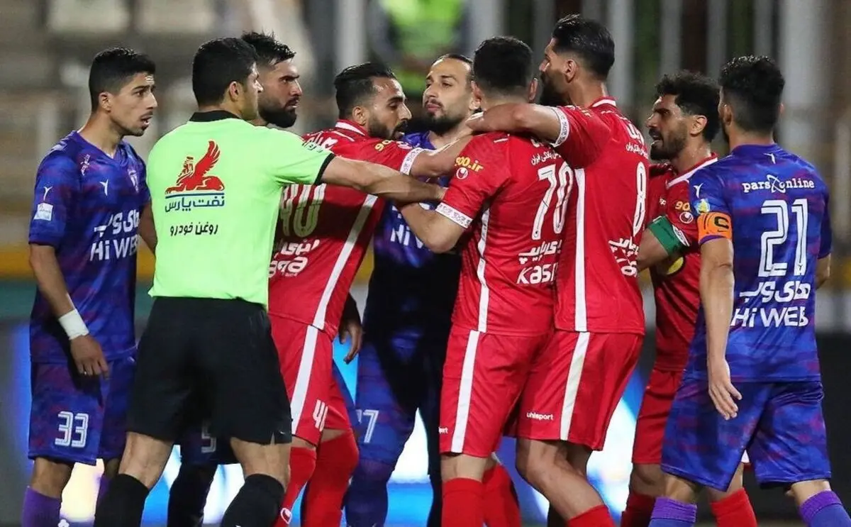 تردید سرمربی پرسپولیس در مورد جذب این بازیکن خارجی
