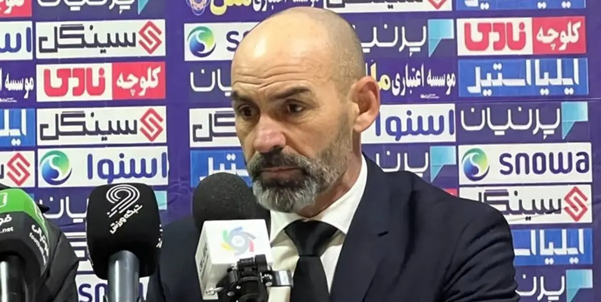 خمز: کراوات قرمز خوش یمن نبود! 