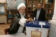 آیت الله مکارم شیرازی مردم را به شرکت در انتخابات دعوت کرد