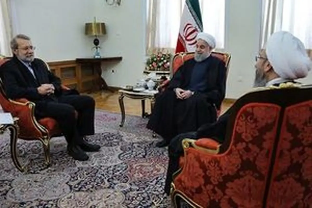 روحانی: کنترل واردات بی رویه و مبارزه با قاچاق کالا به تولیدات داخلی کمک میکند