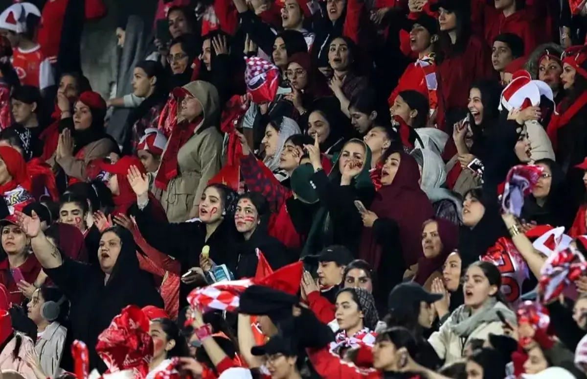 شعار تند هواداران زنان پرسپولیسی