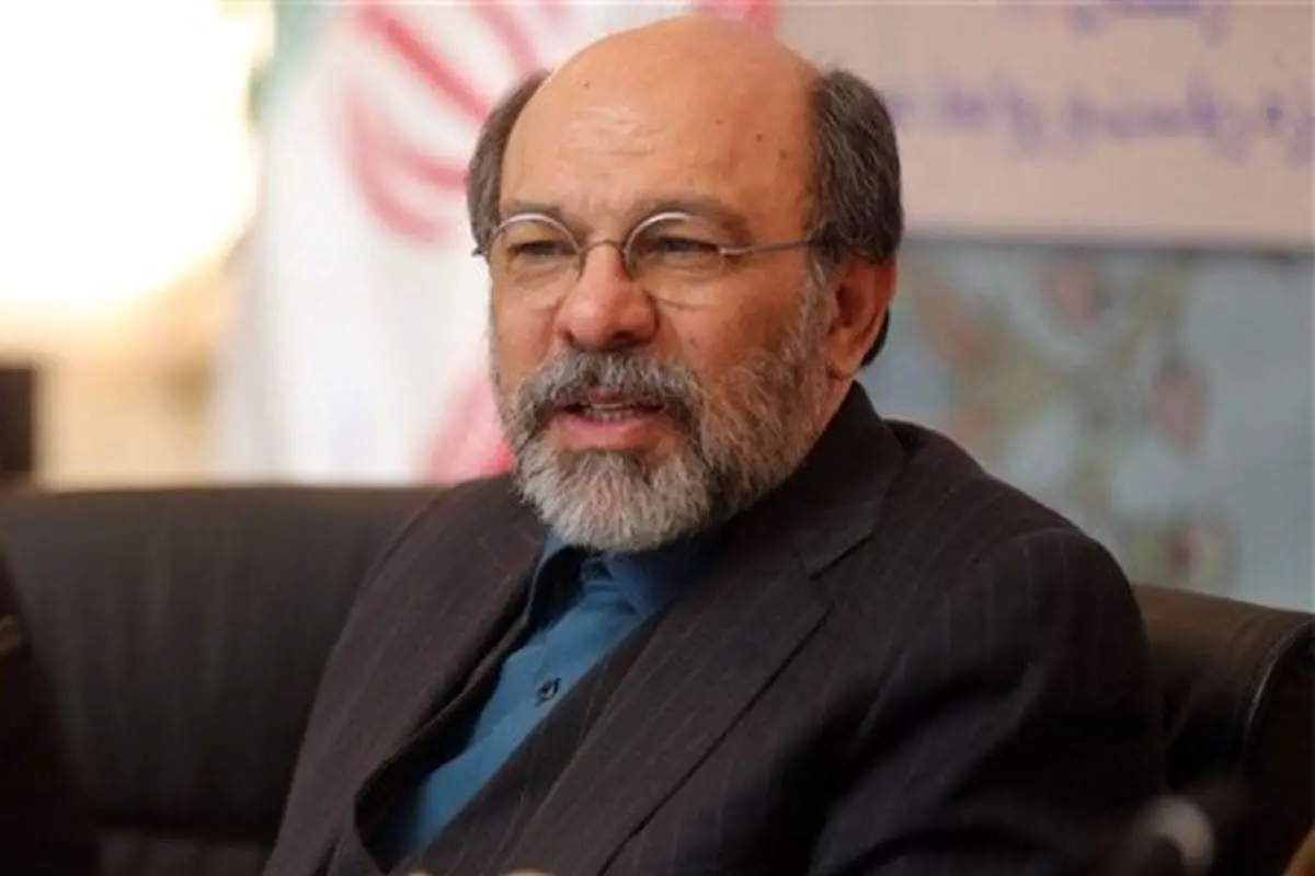 هیچ کدام از واحدهای دانشگاه آزاد در کشور تعطیل نشده است