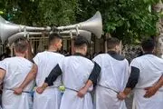 عزاداری سنتی سینه زنی کمر به کمر در رامیان/ گزارش تصویری