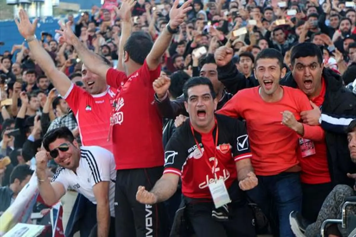 پرسپولیسی ها به دنبال همه بلیت های بازی با پدیده