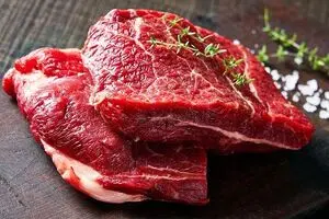 قیمت روز گوشت قرمز در ۵ خرداد ۱۴۰۳+ جدول 
