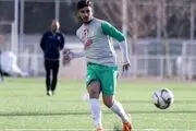 سرخابی ها خواهان جذب هافبک ذوب آهن