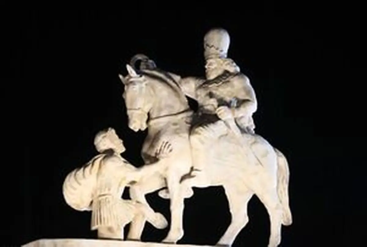 
تندیس والرین به محل دائمی خود در تهران انتقال یافت
