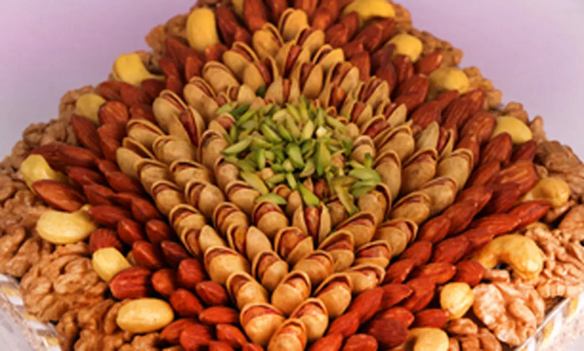 عوارض زیاده روی در مصرف آجیل