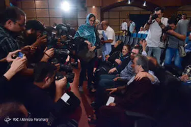 بزرگداشت 7