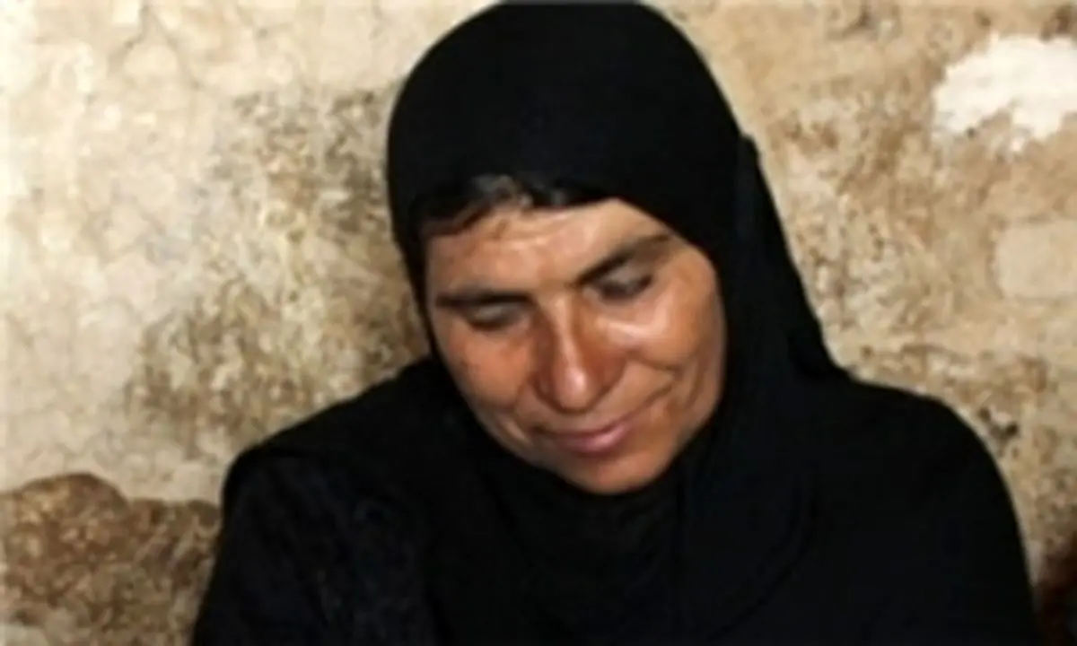 زن عشایری رامهرمزی مادر نمونه کشور شد
