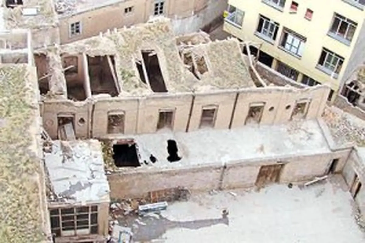 سود پنهان ساخت در نقاط خاص