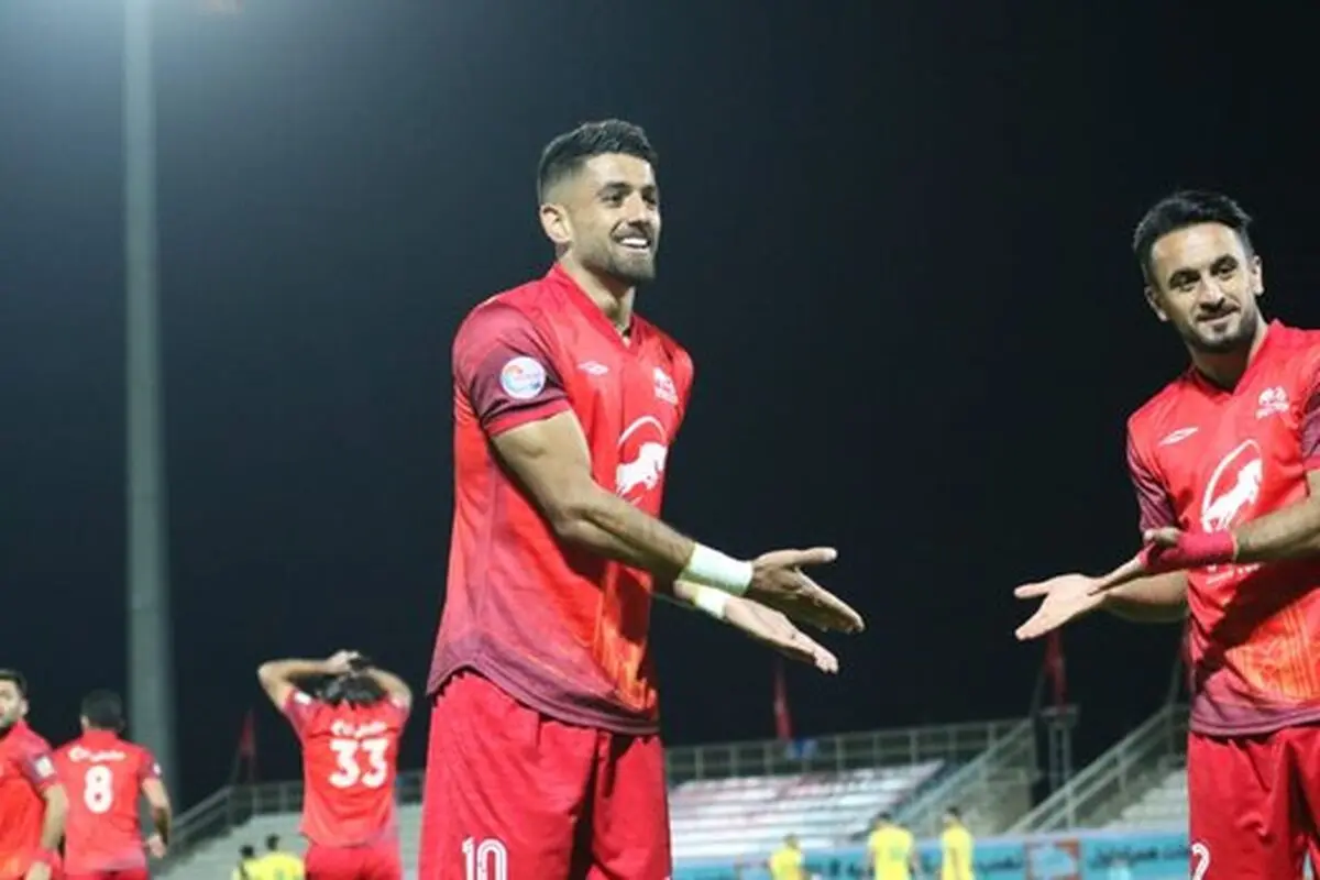 مخالفت تراکتور با درخواست گل‌محمدی و پرسپولیس