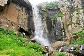 آبشاری بِکر و زیبا در اردبیل/ عکس