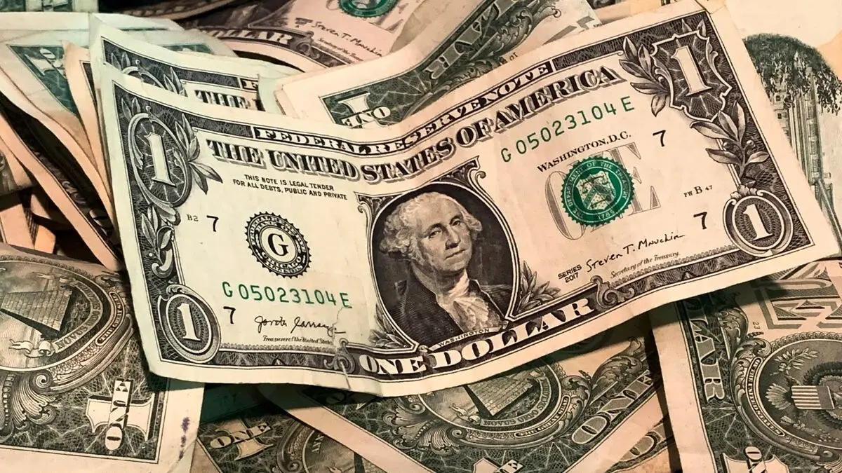 قیمت دلار امروز 21 اردیبهشت 1404 اوج گرفت