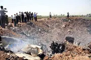 نگرانی خانواده‌های سرنشینان هواپیمای سقوط کرده/ عکس