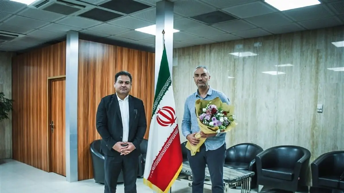 هاکان دمیر وارد تهران شد
