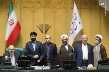 جلسه علنی مجلس در یکشنبه ۲۰ فروردین۱۴۰۲/گزارش تصویری