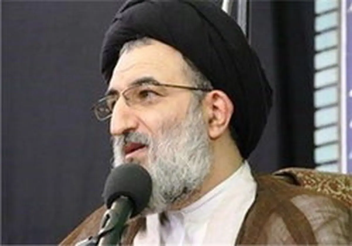  انتقاد نماینده ولی فقیه از رویکرد محدودسازی فضای مجازی 