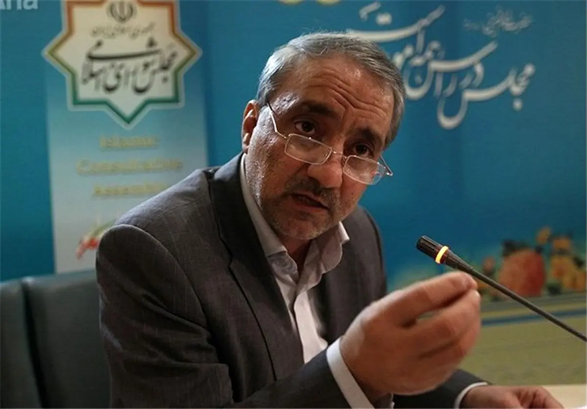 چرا نمایندهمجلس در دادگاه فسادنفتی حضور یافت؟