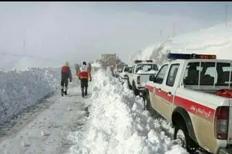 امدادرسانی به هموطنان گرفتار برف و کولاک ادامه دارد