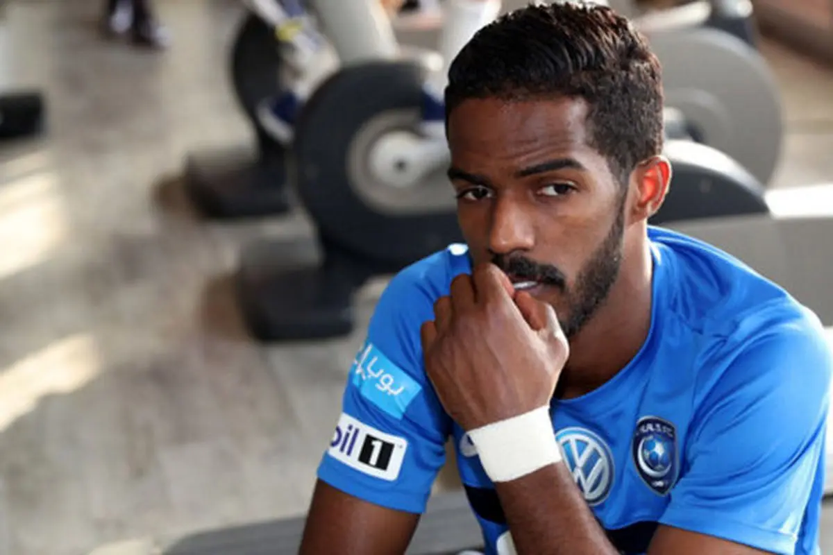 ستاره الهلال مصدوم شد