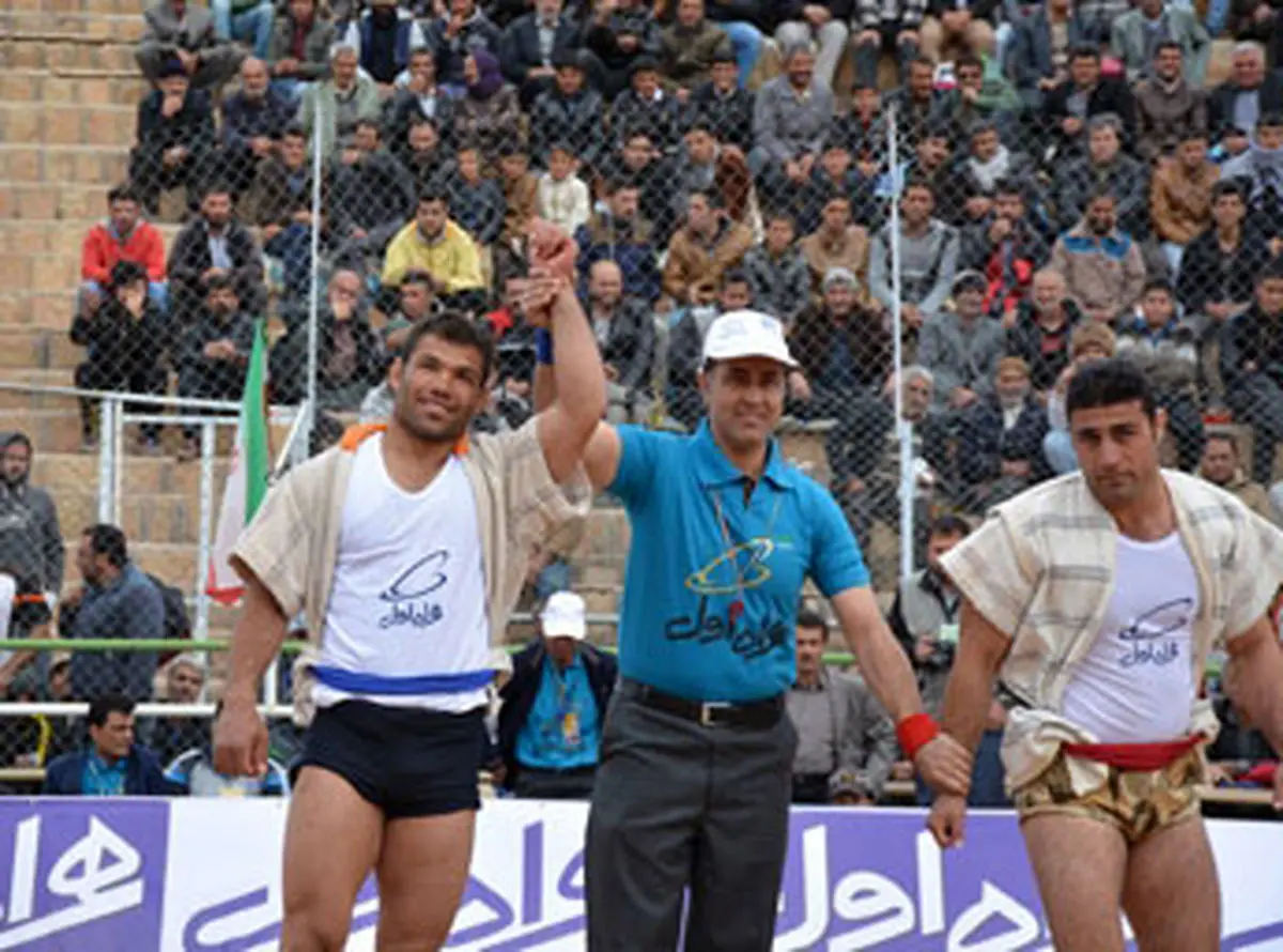 مسابقات کشوری کشتی با چوخه برگزار شد
