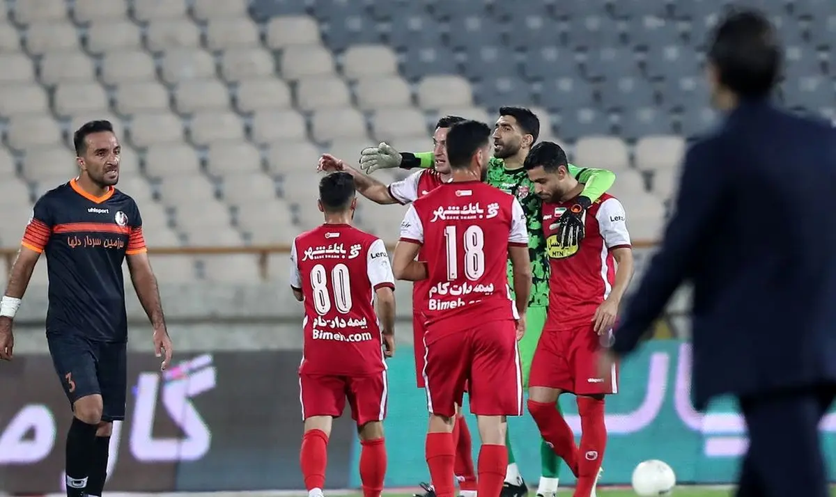 پرسپولیس بدون تلفات مقابل استقلال