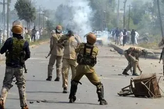 درگیری بین نیروهای امنیتی هند و شبه نظامیان در کشمیر