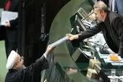 روحانی لایحه بودجه ۹۶ را به مجلس تقدیم می کند