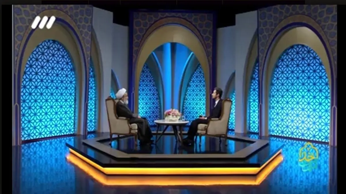 نظر پناهیان در خصوص پخش اذان در شبکه سه