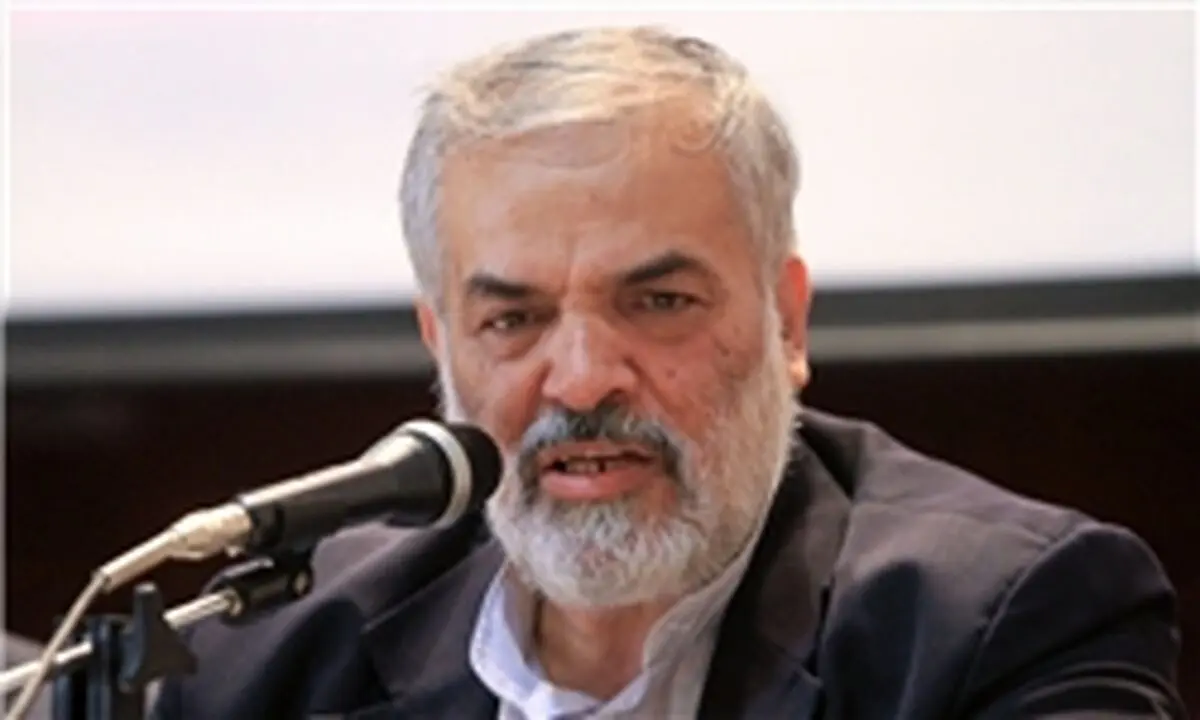 قدیری ابیانه: هر کره ای ۲۴ برابر هر ایرانی کار می‌کند!