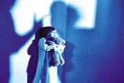 زهرای سه ساله قربانی اعتیاد مادر شد